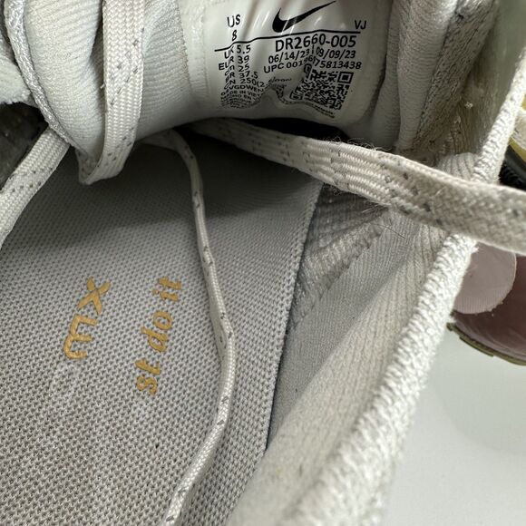 Nike ZoomX Invincible 3 Photon Dust Platinum Violet Shoes Womens Size 8 Running - Picture 8 of 11